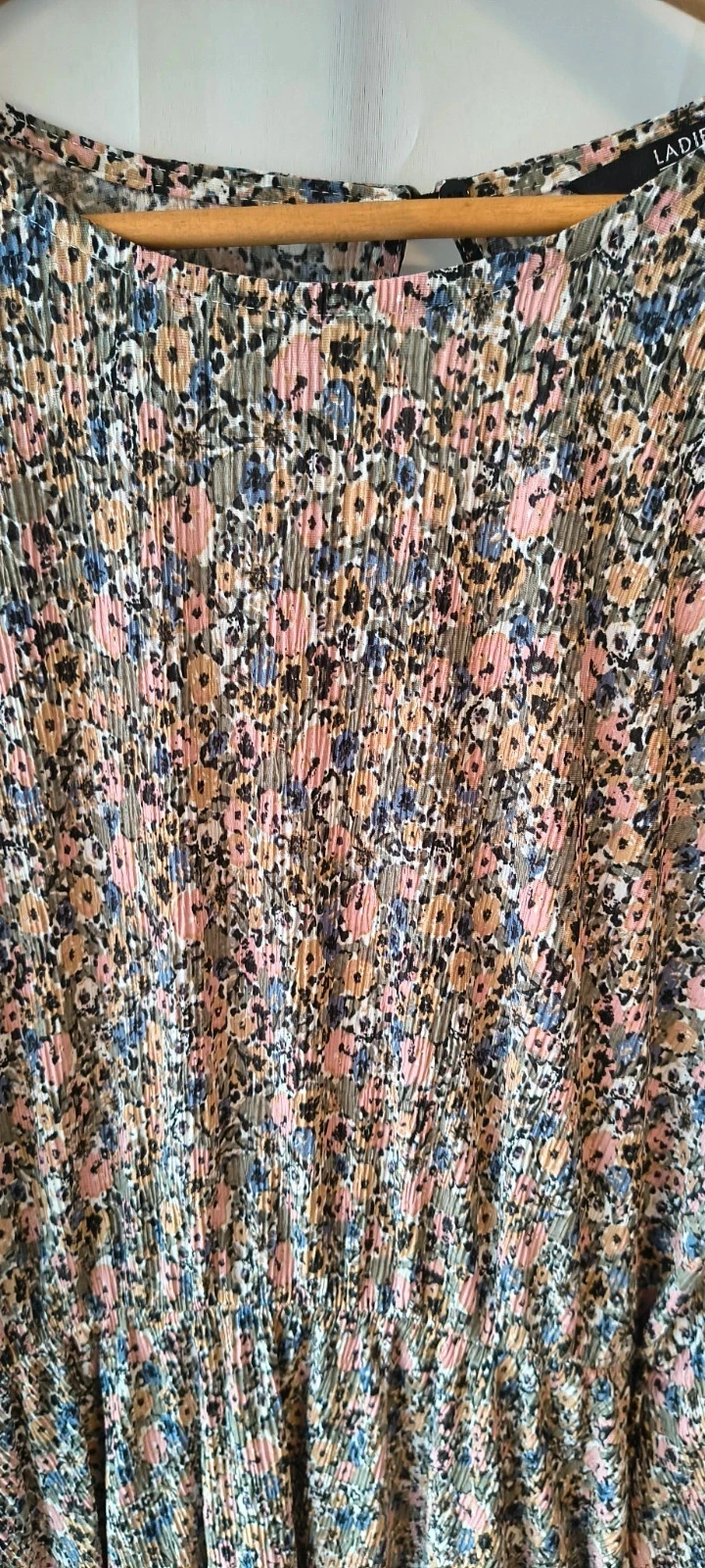 Elegante bloemenjurk M (38/40) | Herfstkleuren | Comfortabele pasvorm |#286 – photo 3